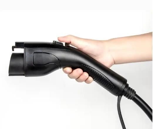 Accueil Chargement du câble de voiture électrique Portable 32A Portable EV Charger Pour le câble de voiture électrique