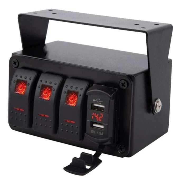 DC12V 24V 3 Gang Red LED Light Rocker Boîte de commutateur avec double chargeur USB 4.8A Voltmètre pour voiture Marine camions Bateaux