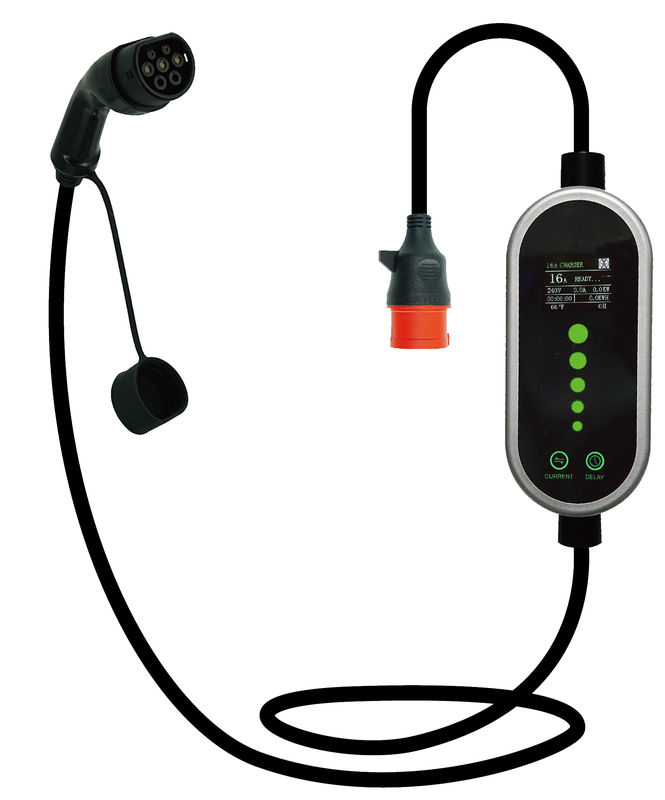 Chargeurs de véhicules électriques portables 7KW Tpe Jacket IEC 62196 Type2 2.4 Quot LCD CE TUV ROHS